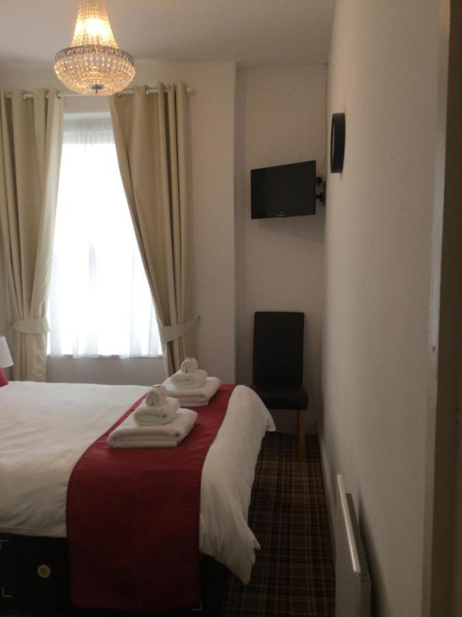 Fernville Guest house *